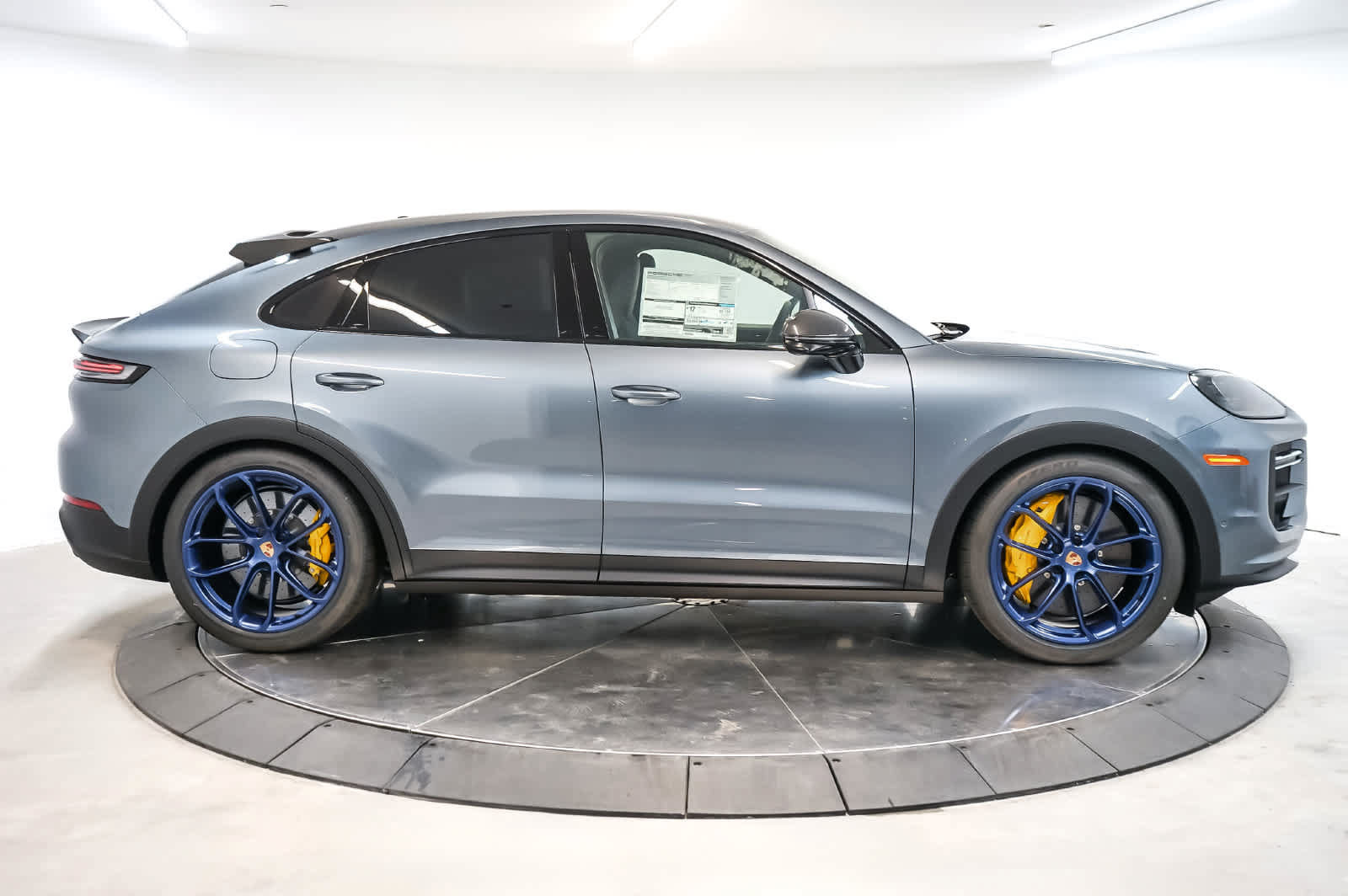 New 2026 Porsche Cayenne Turbo GT AWD/4WD image 7