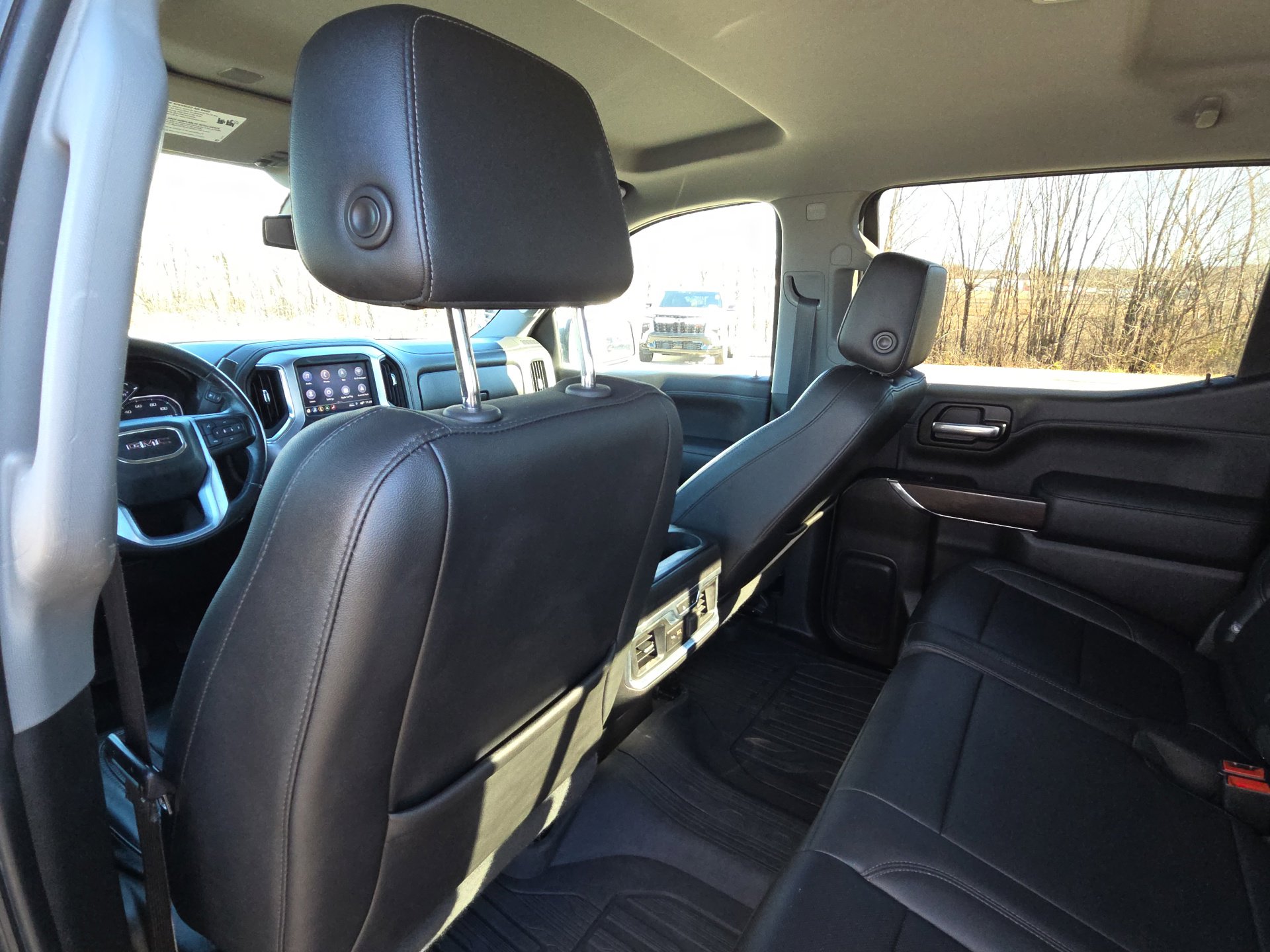 Used 2019 GMC Sierra 1500 SLT w/ SLT Premium Plus Package image 30