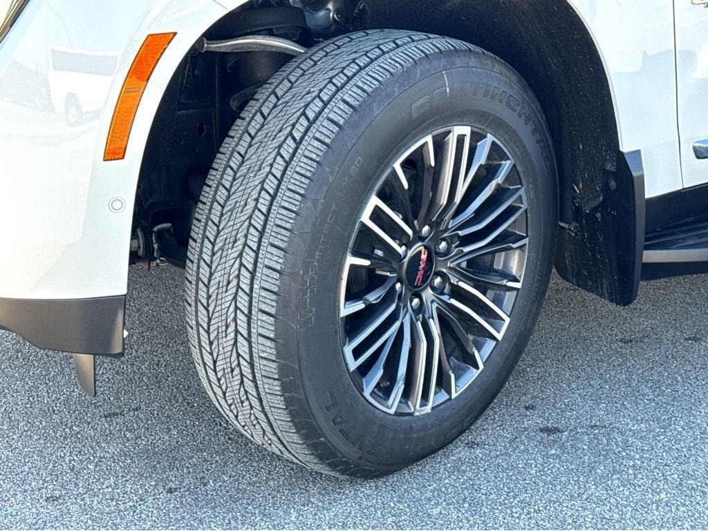 New 2026 GMC Yukon XL Elevation w/ LPO, Get Active Package image 24
