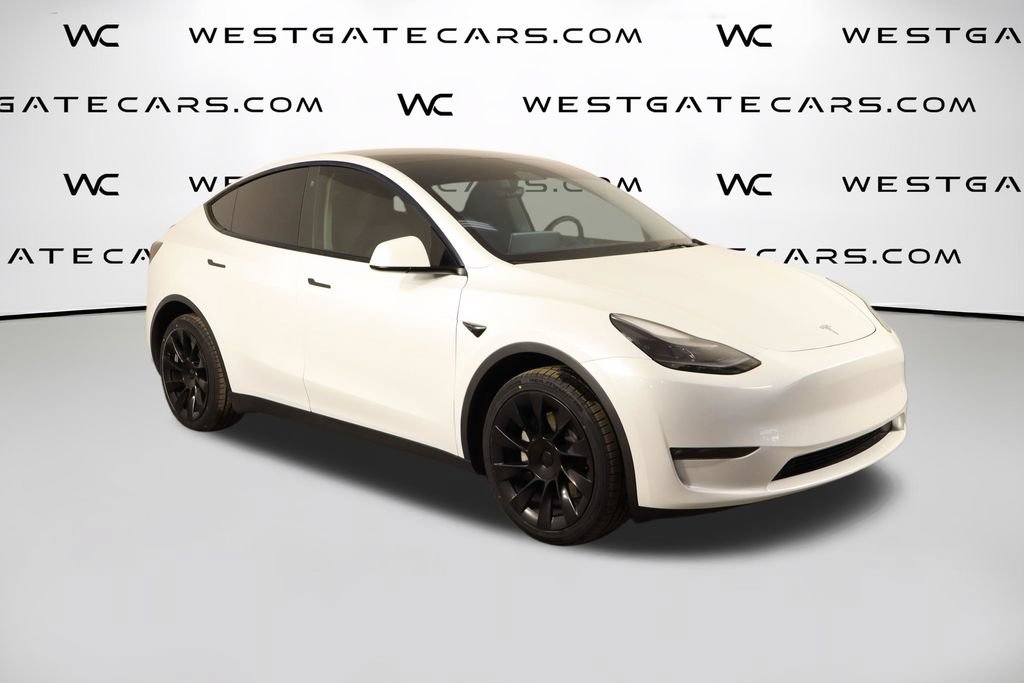 Used 2023 Tesla Model Y Long Range AWD/4WD image 49