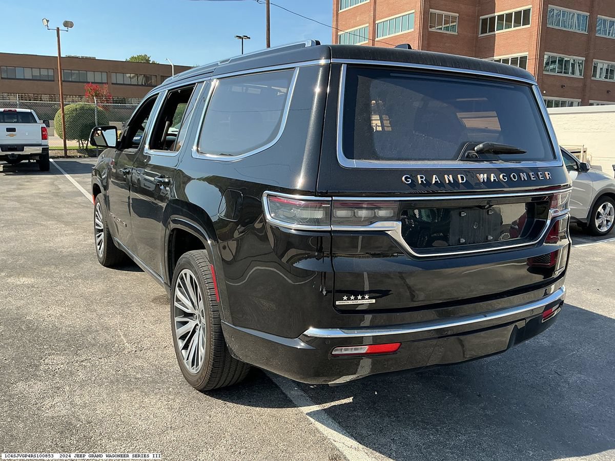 Used 2024 Jeep Grand Wagoneer Series III AWD/4WD image 5