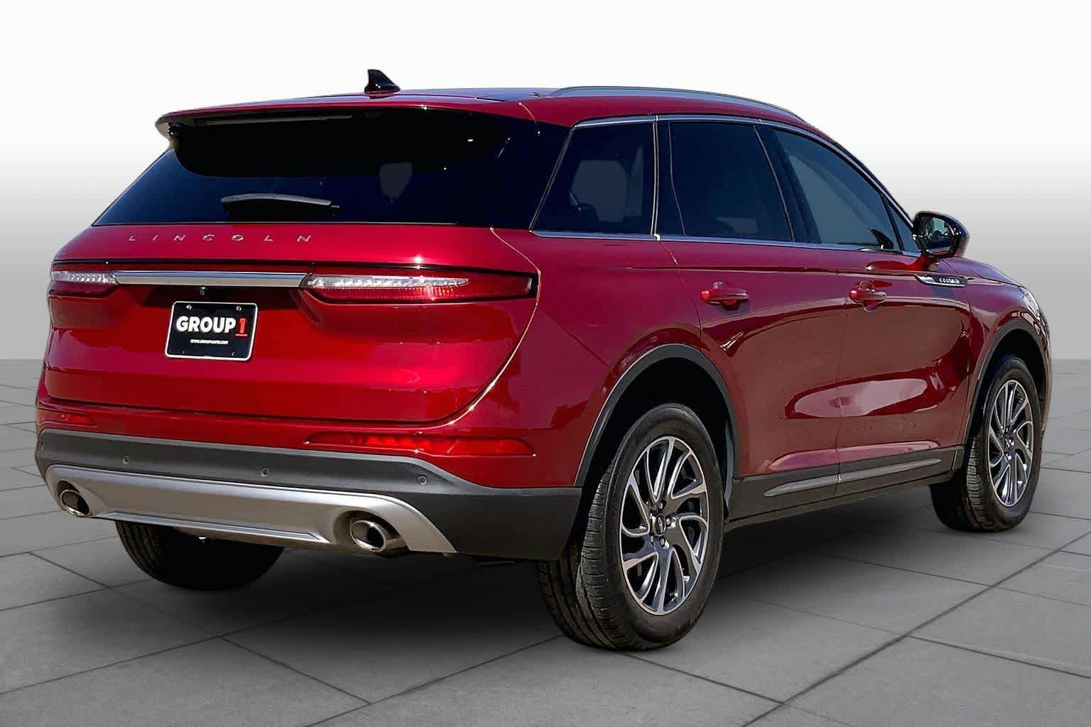 Certified 2022 Lincoln Corsair AWD w/ Equipment Group 101A image 13