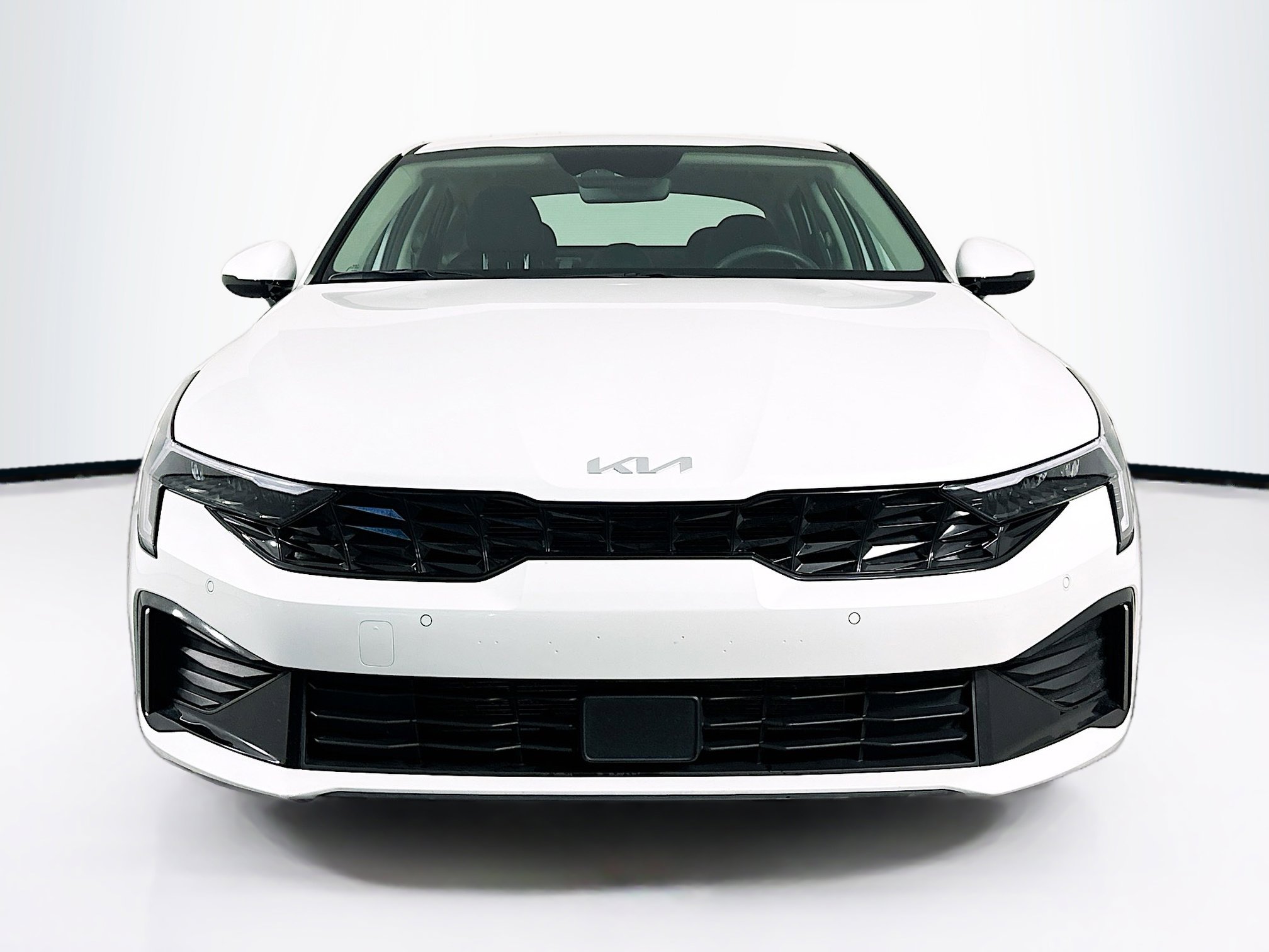 Used 2025 Kia K5 LXS image 2
