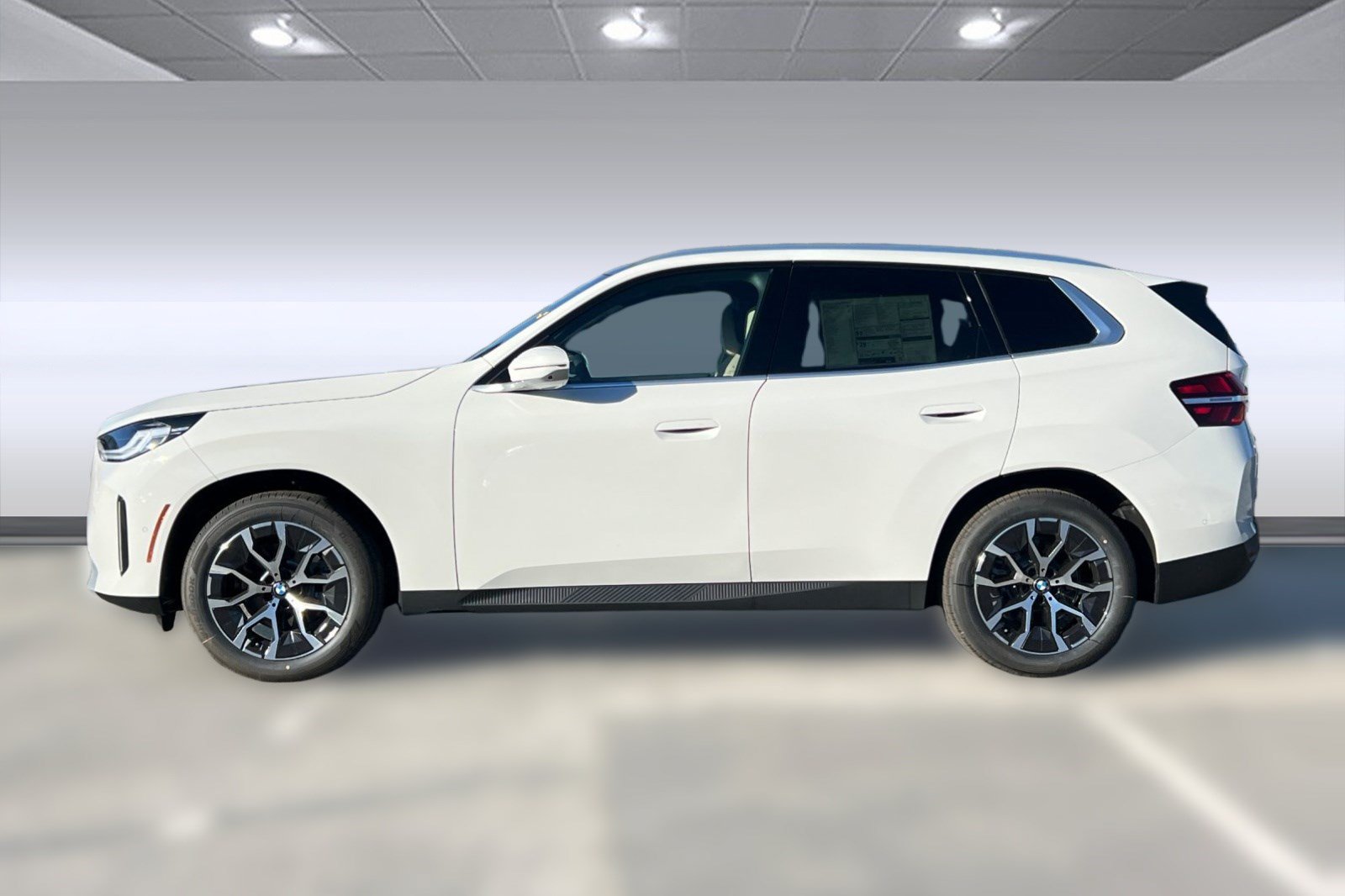 Used 2026 BMW X3 xDrive30i w/ Premium Package AWD/4WD image 2