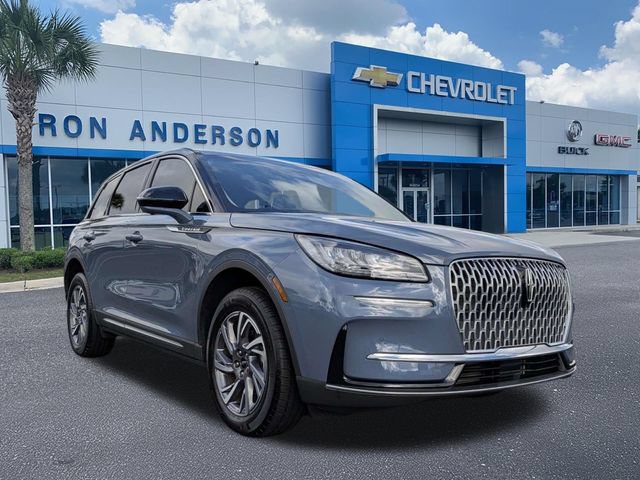 Used 2025 Lincoln Corsair FWD w/ Equipment Group 101A image 1
