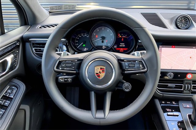 New 2026 Porsche Macan S image 7