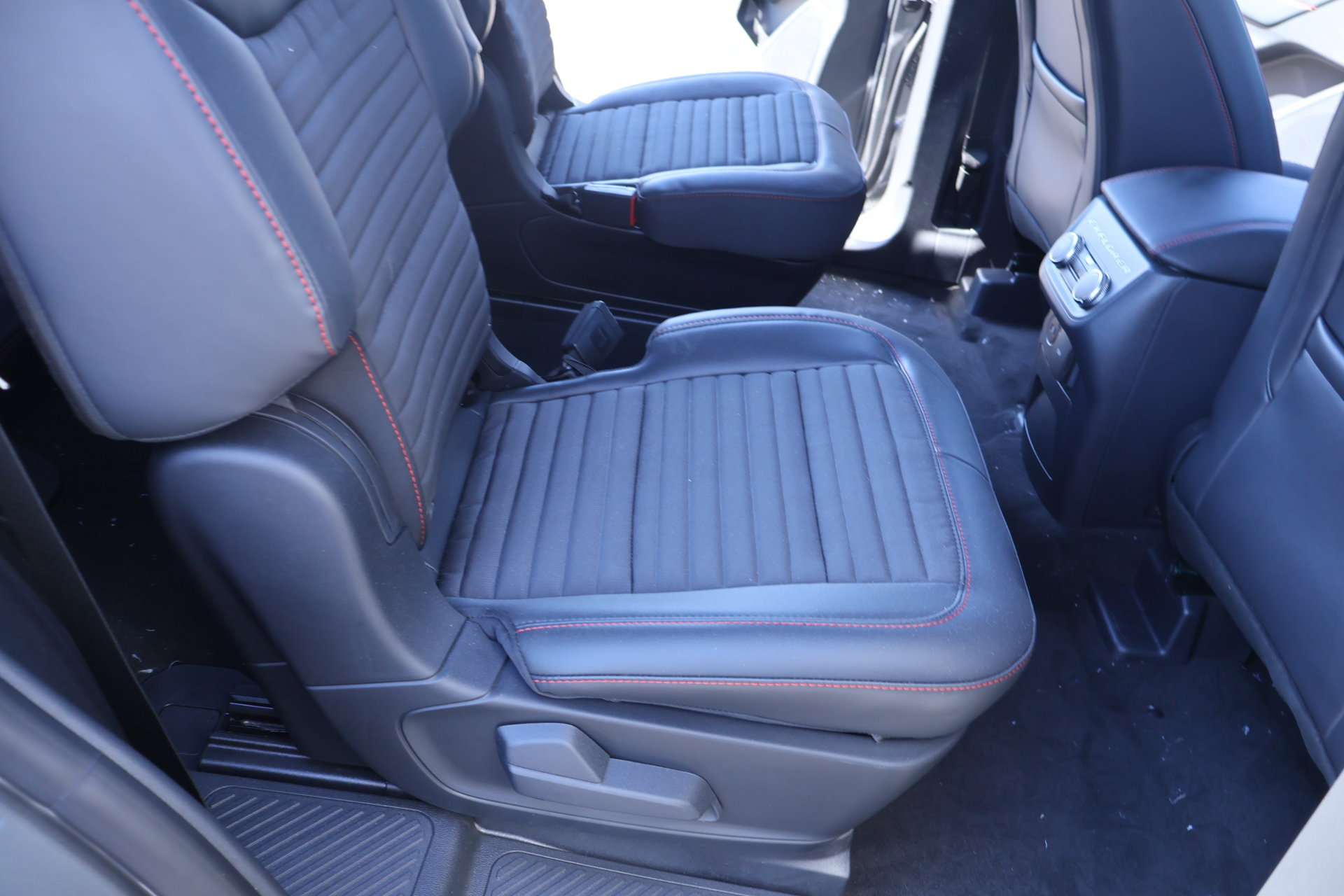 New 2026 Ford Explorer ST-Line AWD/4WD image 16
