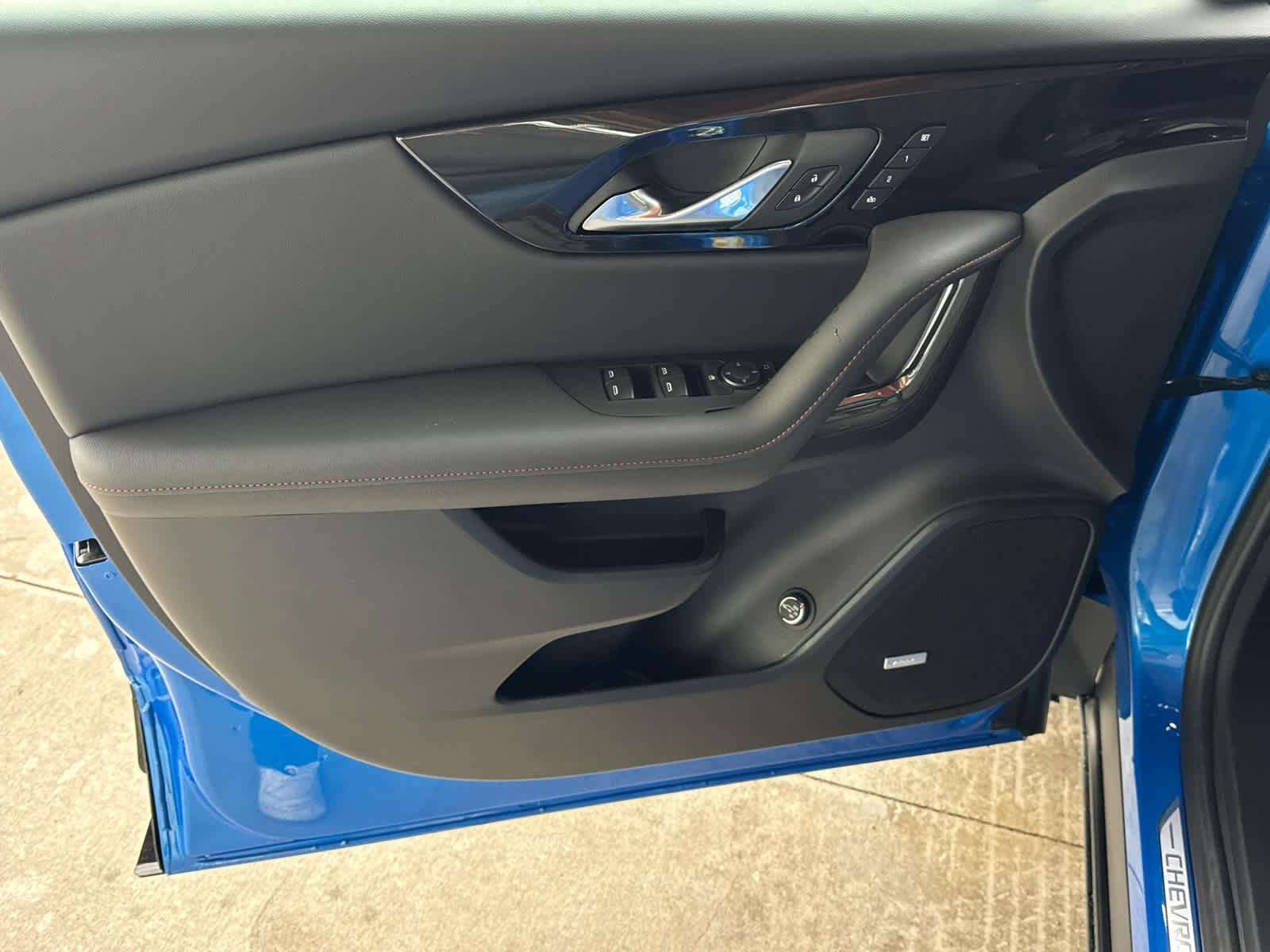 New 2026 Chevrolet Blazer RS w/ Driver Confidence II Package image 9