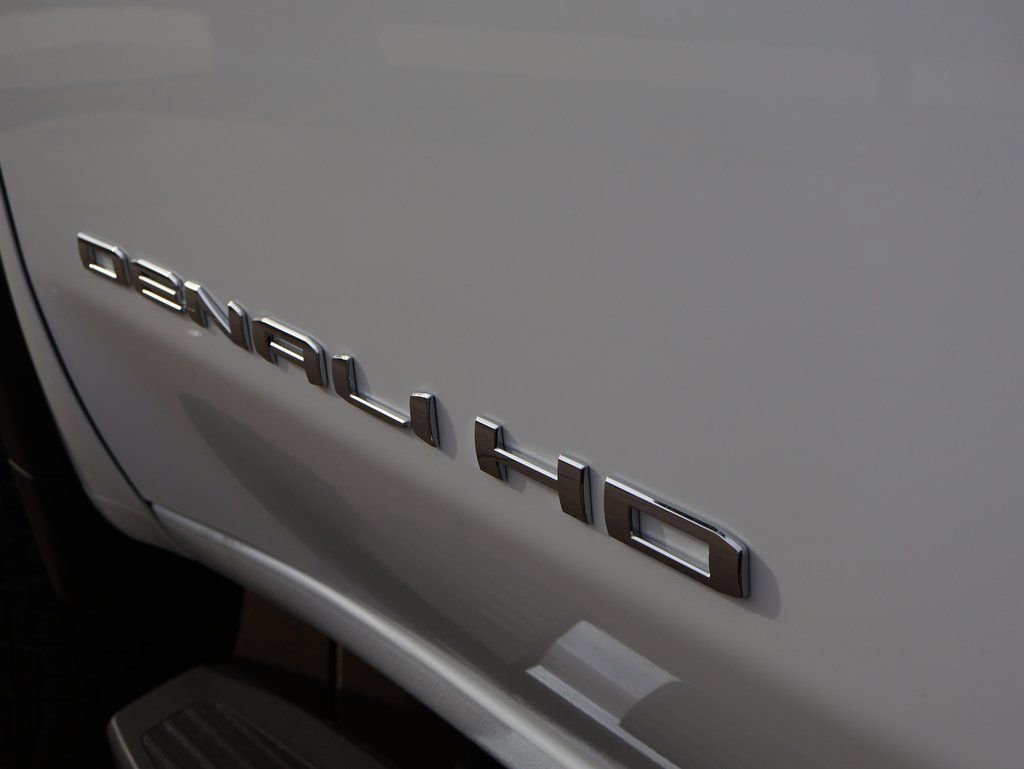 New 2026 GMC Sierra 3500 Denali w/ Denali Reserve Package image 25