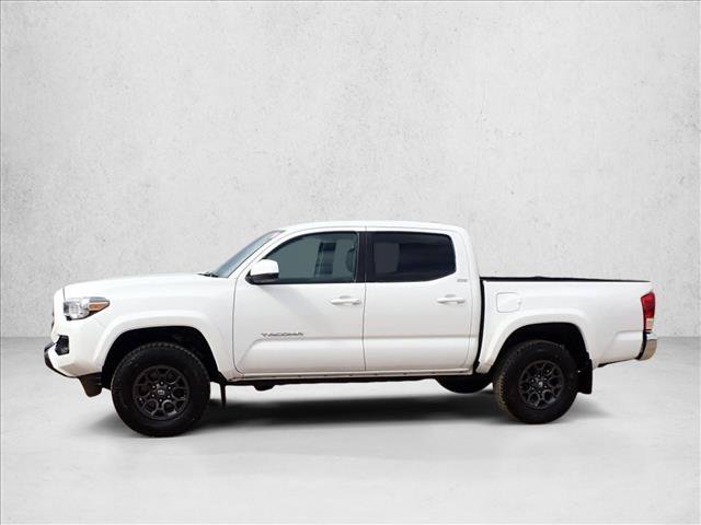 Used 2018 Toyota Tacoma SR5 AWD/4WD image 2
