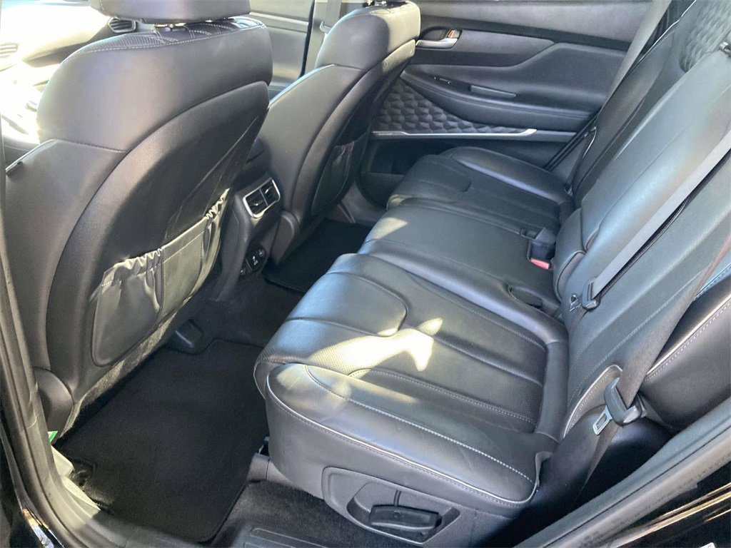 Used 2021 Hyundai Santa Fe Limited w/ Cargo Package image 9