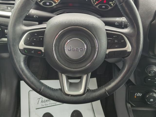 Used 2019 Jeep Renegade Latitude w/ Cold Weather Group image 13