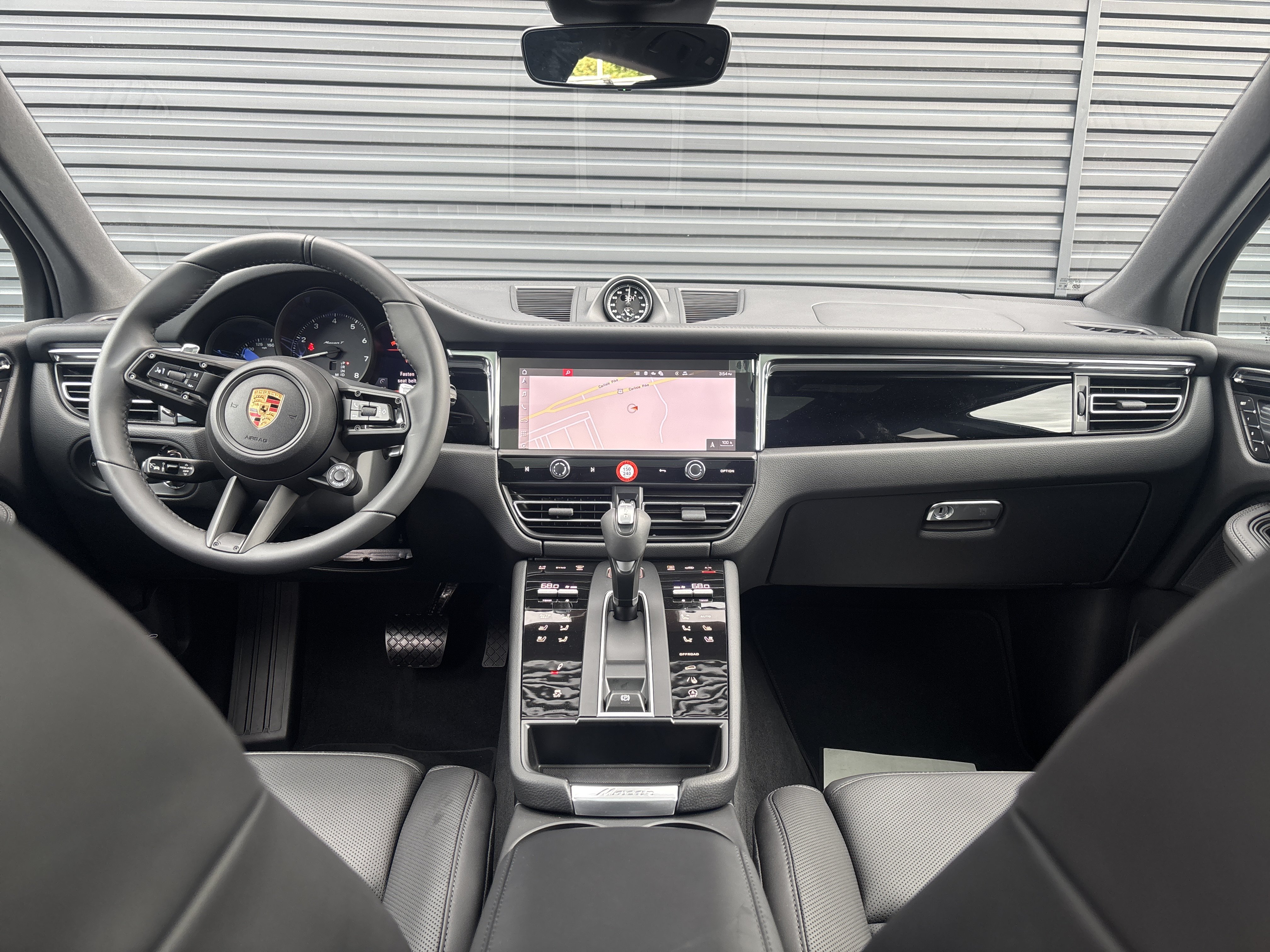 New 2026 Porsche Macan Turbo AWD/4WD image 12