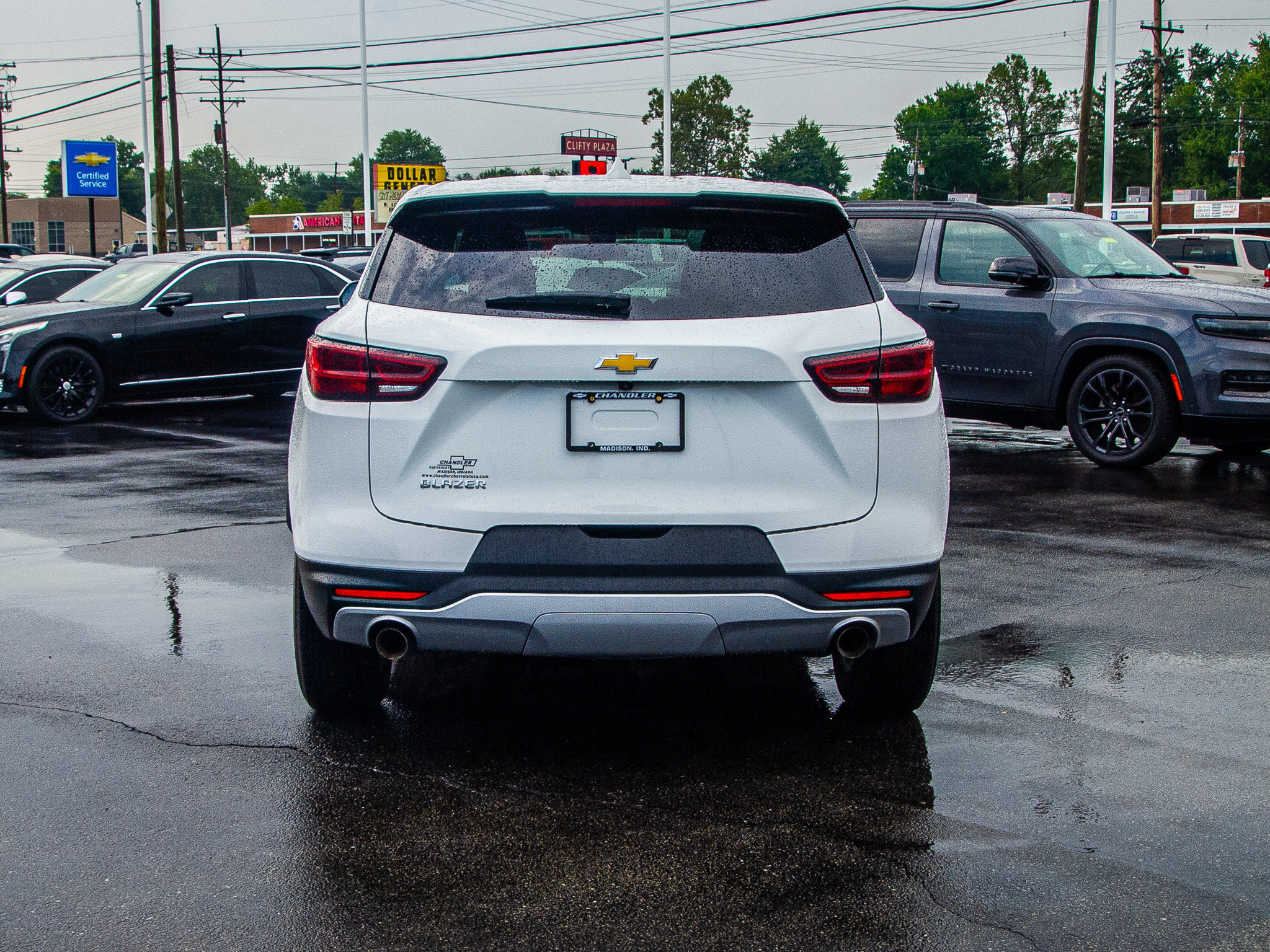 Used 2024 Chevrolet Blazer LT FWD image 6