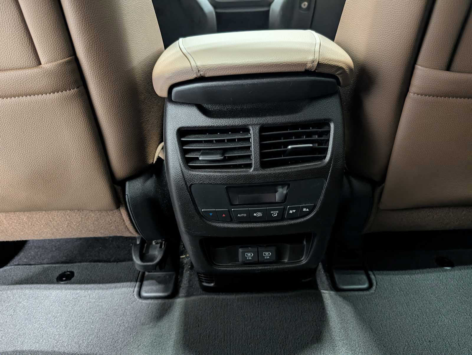 Used 2019 Acura MDX w/Technology Pkg image 22