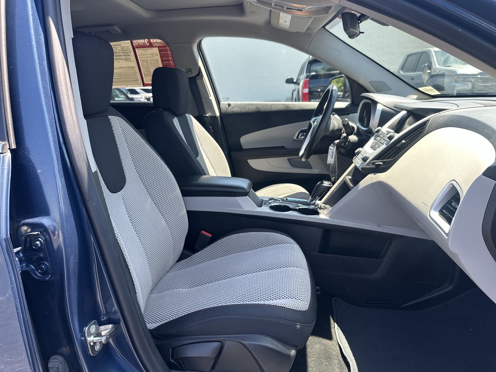 Certified 2017 Chevrolet Equinox LT w/ Convenience Package FWD image 22
