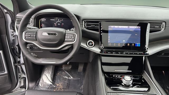 Used 2024 Jeep Wagoneer Series II w/ Premium Group I image 9