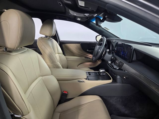 Used 2022 Lexus LS 500 AWD w/ Accessory Package (Z2) image 42