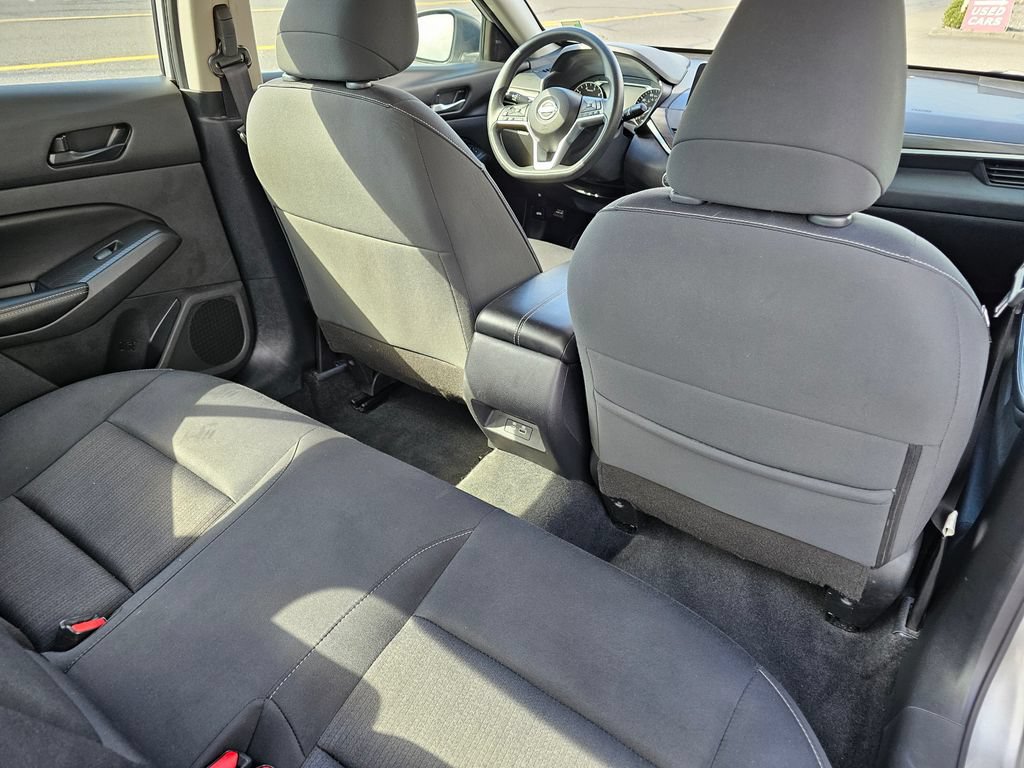 Used 2024 Nissan Altima 2.5 SV FWD image 16