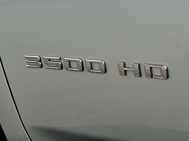Used 2022 Chevrolet Silverado 3500 W/T image 34
