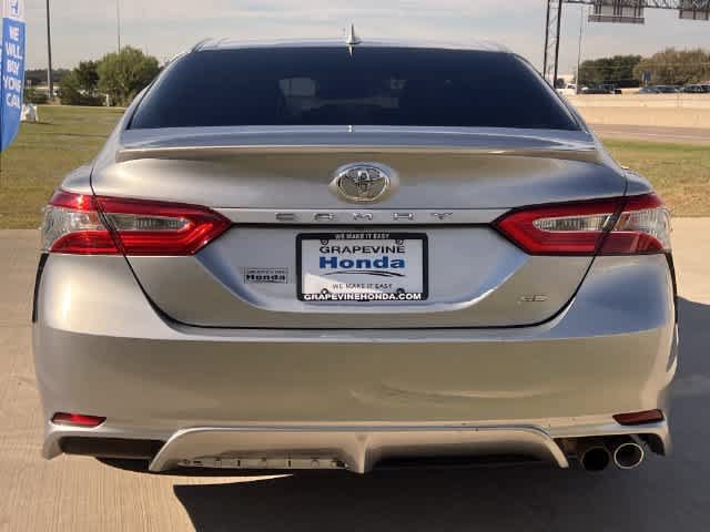 Used 2020 Toyota Camry SE w/ Carpet Mat Package FWD image 6