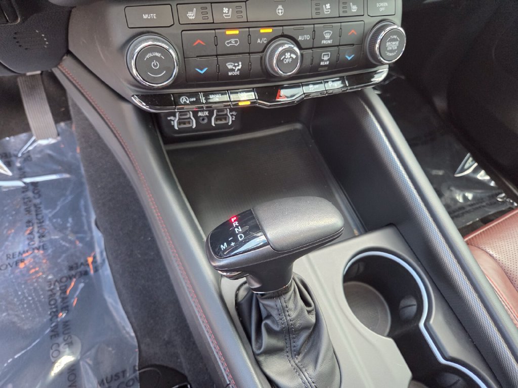 Used 2023 Dodge Durango GT RWD image 33