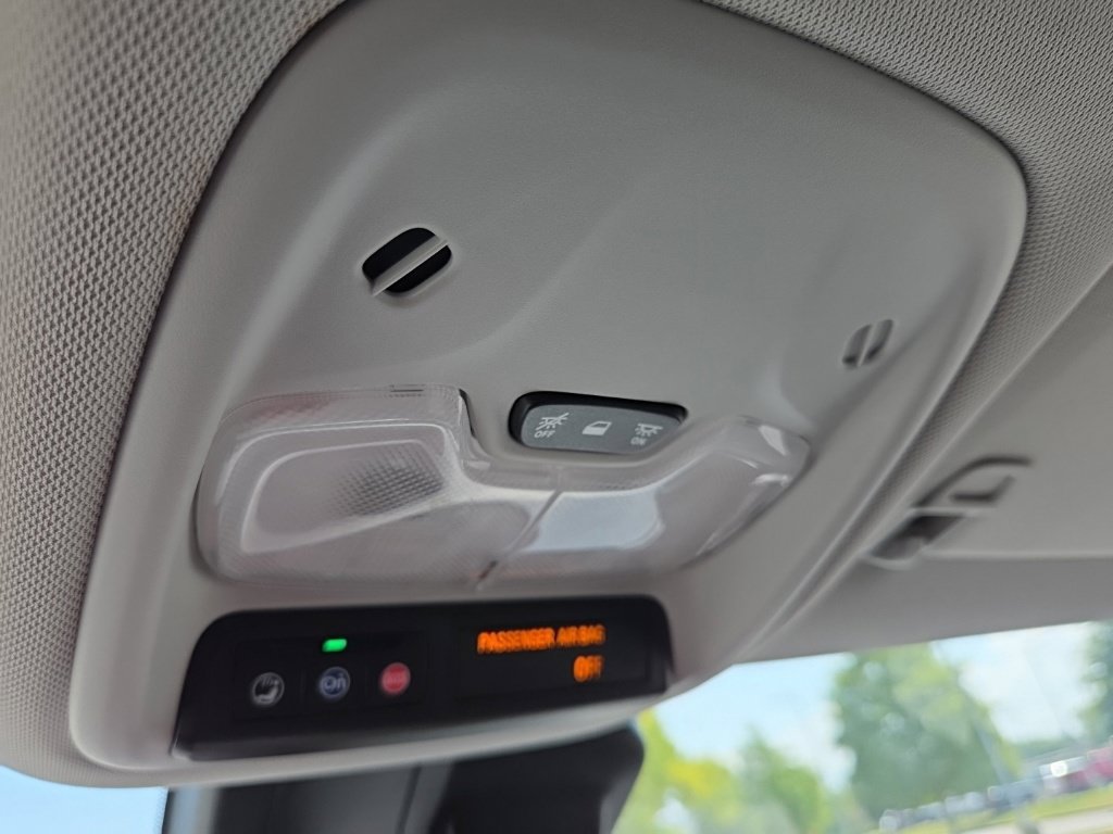 Used 2025 Chevrolet TrailBlazer LT FWD image 47