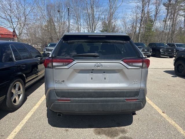Used 2023 Toyota RAV4 LE AWD/4WD image 7