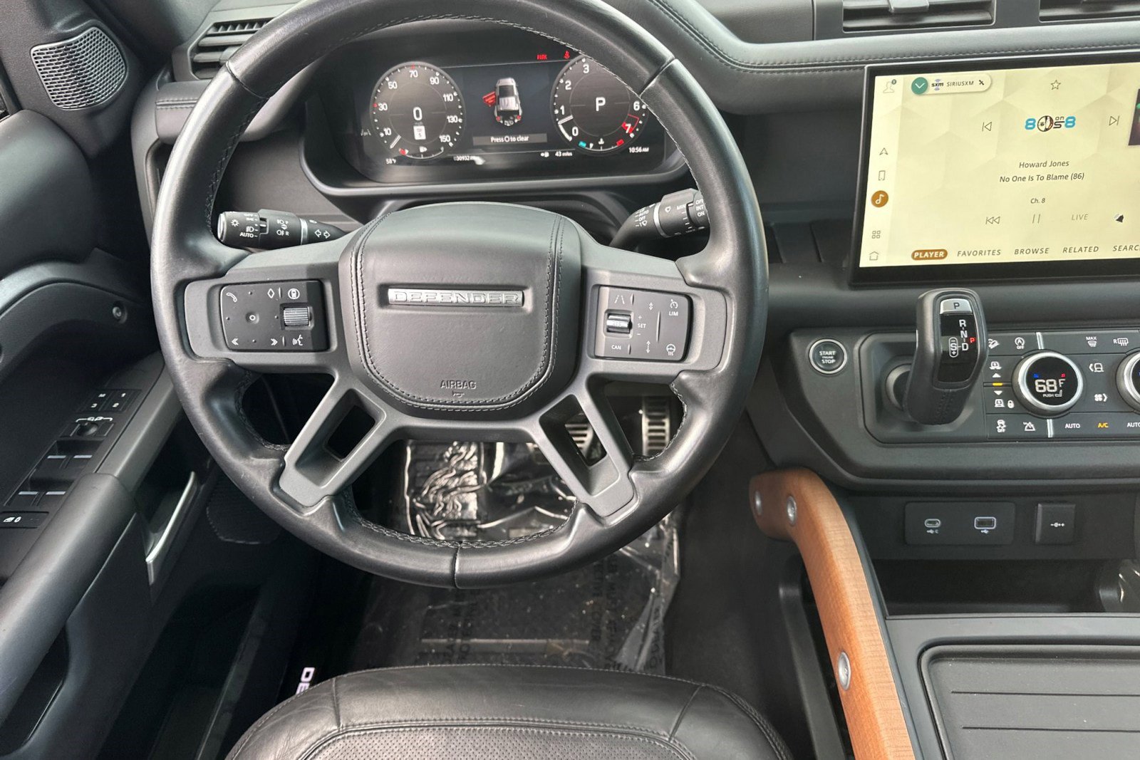 Used 2024 Land Rover Defender 110 X image 28