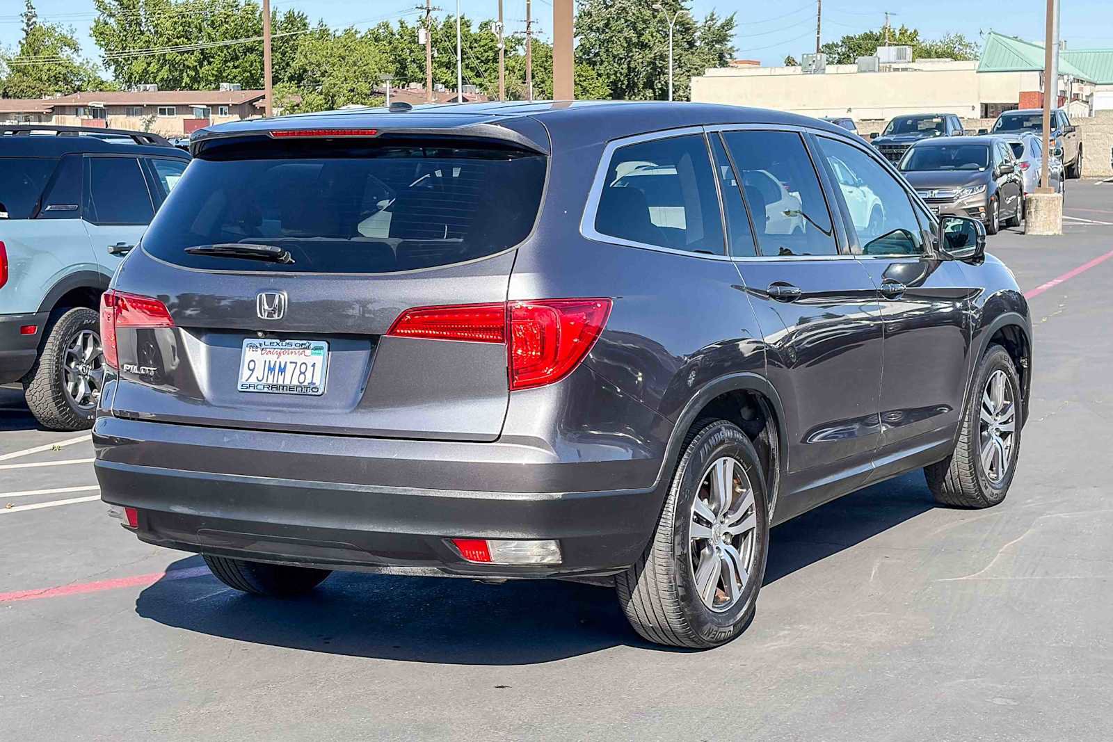 Used 2016 Honda Pilot EX image 4