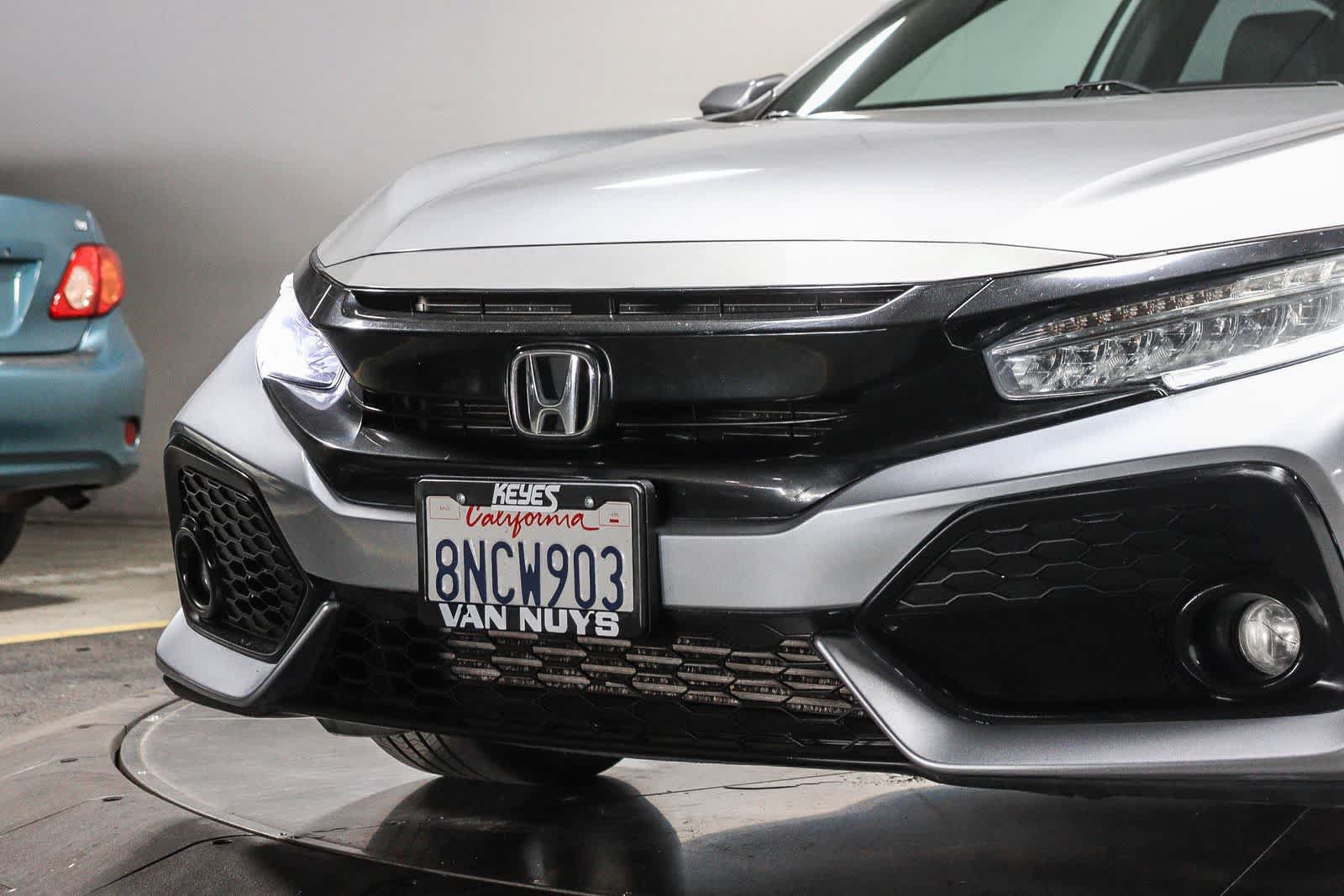 Used 2019 Honda Civic Sport Touring image 8