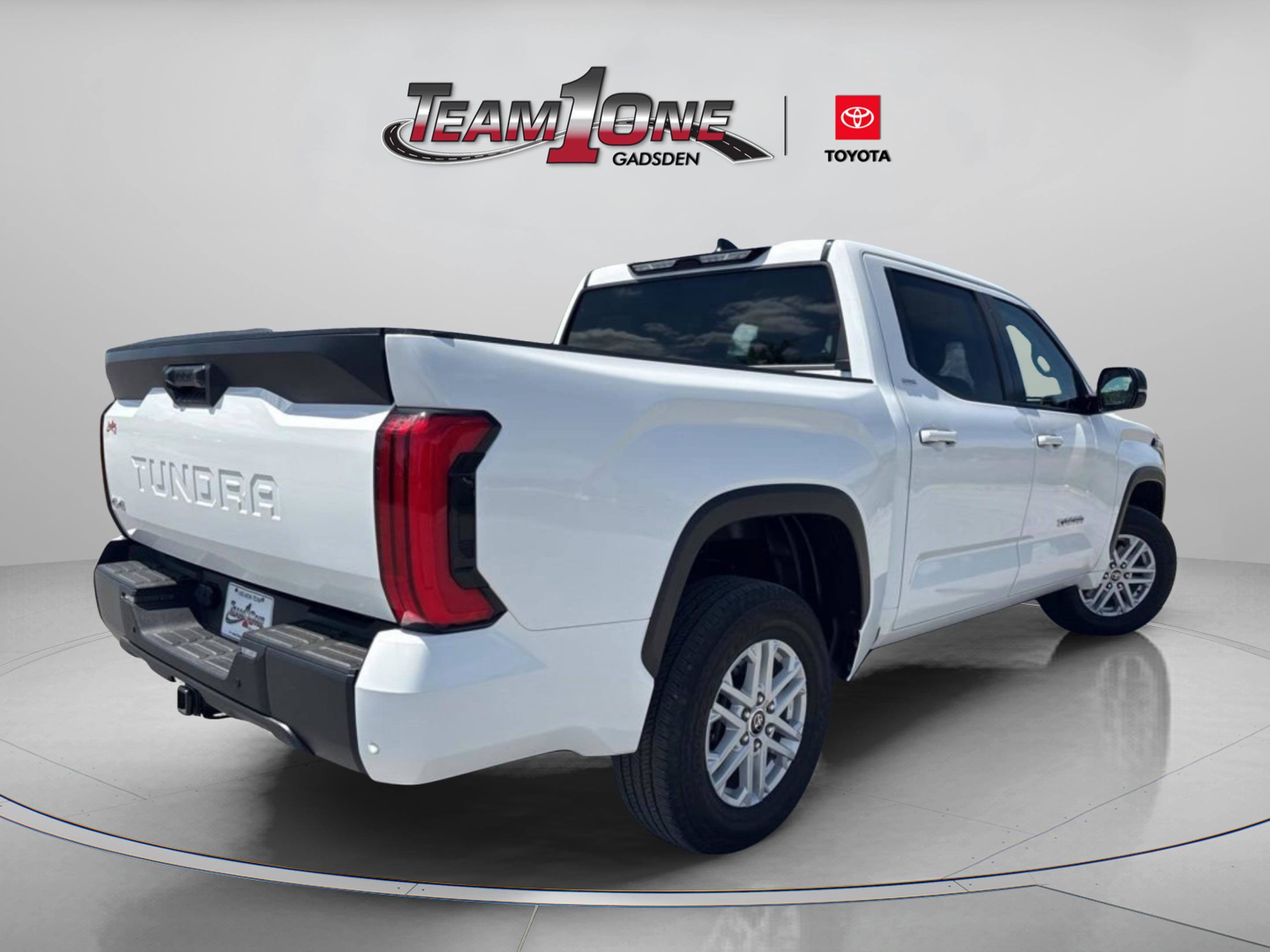 Used 2024 Toyota Tundra SR5 w/ SR5 Premium Package image 8