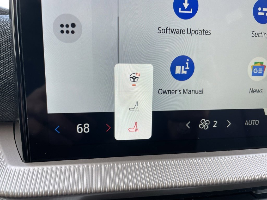 New 2026 Ford Explorer Active image 22