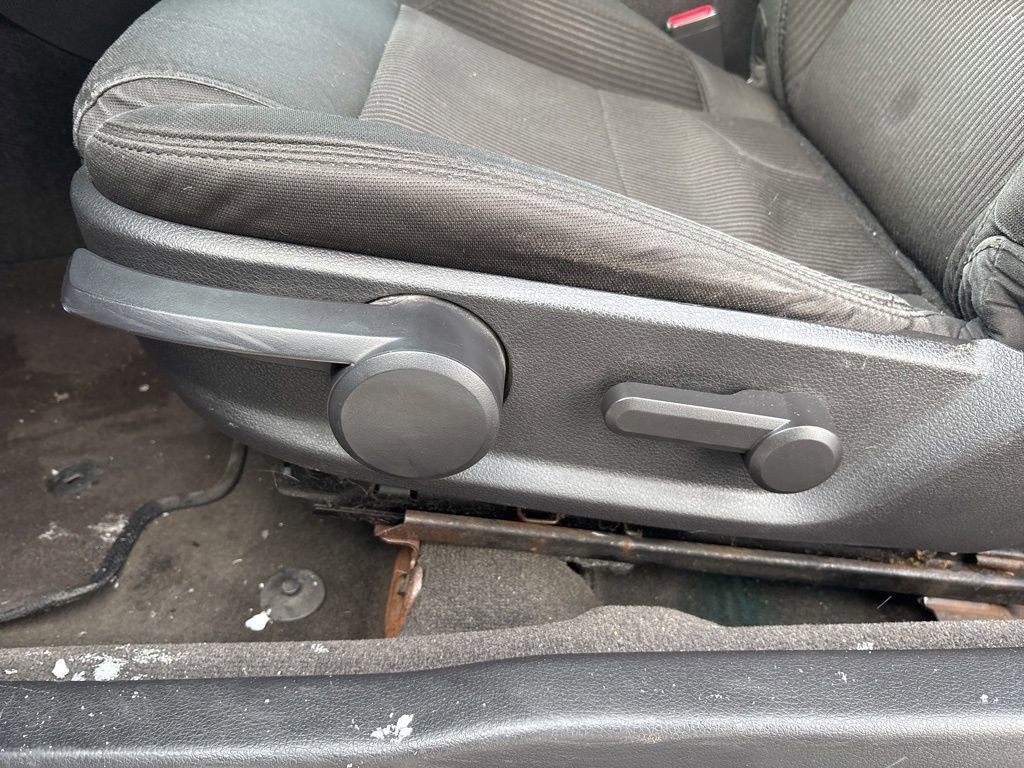 Used 2012 Ford Mustang GT image 16