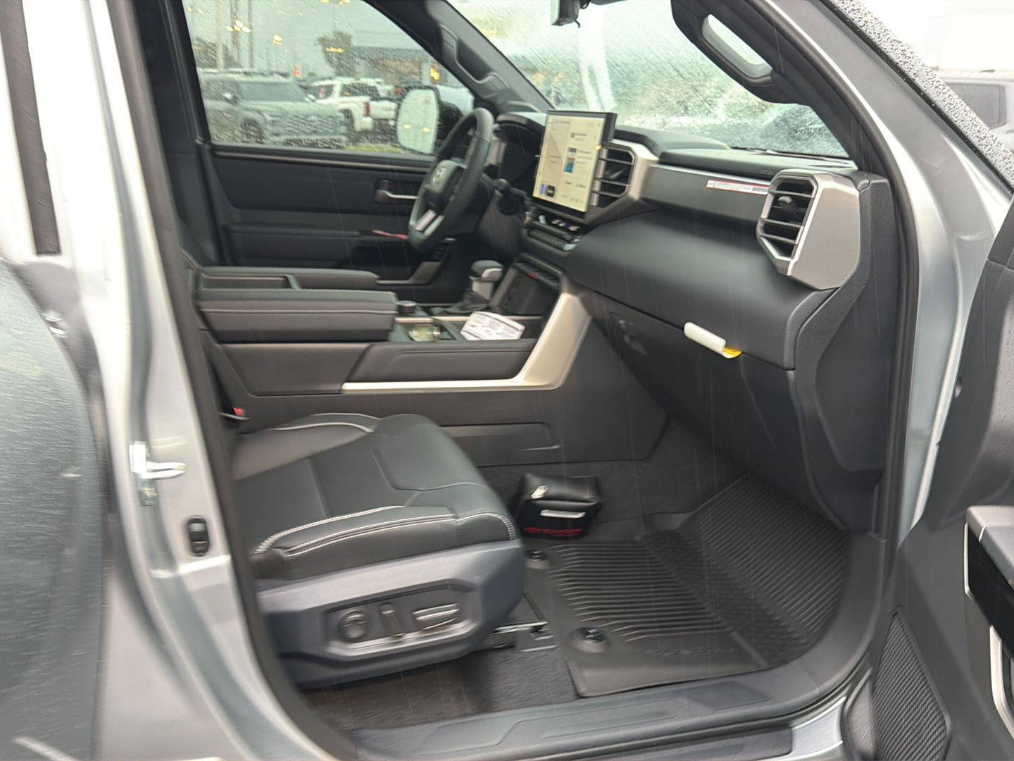 New 2026 Toyota Tundra Limited AWD/4WD image 13