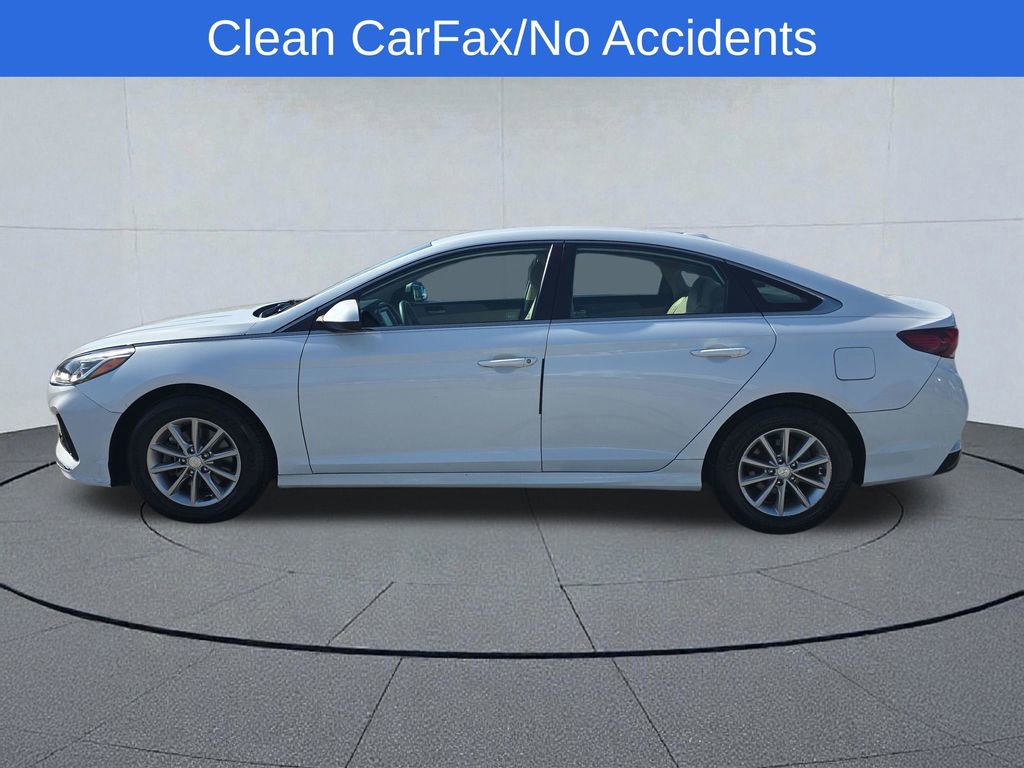 Used 2019 Hyundai Sonata SE FWD image 2