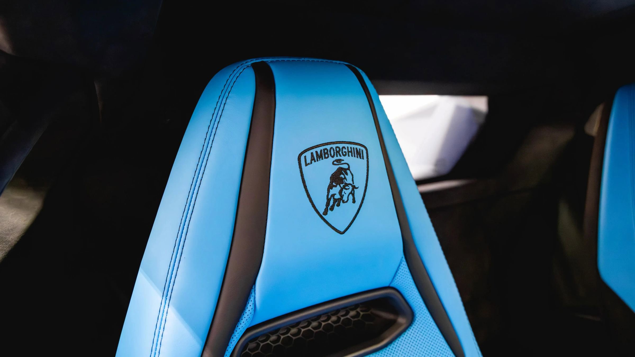 Used 2026 Lamborghini Temerario image 32