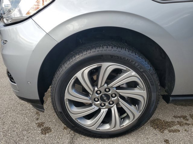 Used 2022 Lincoln Navigator Reserve image 8