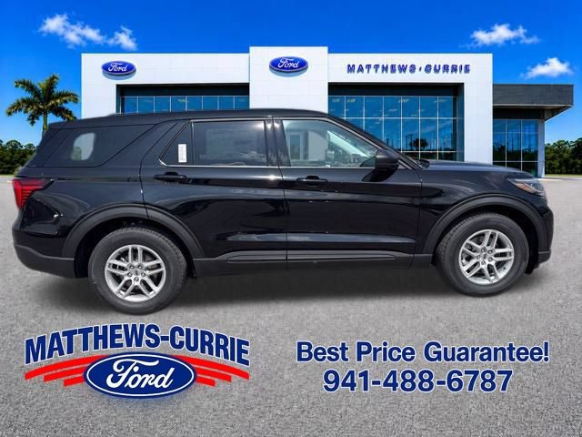 New 2026 Ford Explorer Active RWD image 3