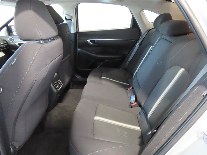 Used 2023 Hyundai Sonata SEL w/ Convenience Package FWD image 30