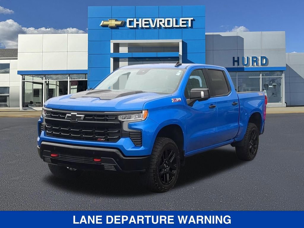 Used 2025 Chevrolet Silverado 1500 LT Trail Boss w/ LT Trail Boss Premium Package AWD/4WD image 9