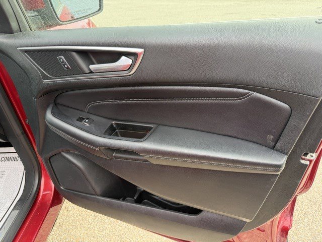 Used 2015 Ford Edge Titanium image 20