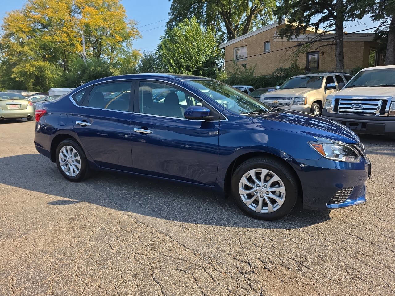 Used 2017 Nissan Sentra S w/ S Style Package image 6