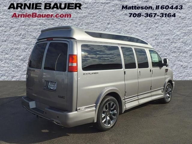 New 2025 GMC Savana 2500 Work Van w/ Driver Convenience Package image 9