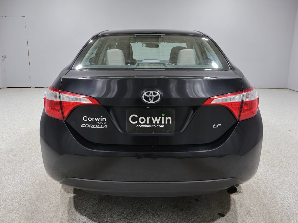 Used 2015 Toyota Corolla LE FWD image 3