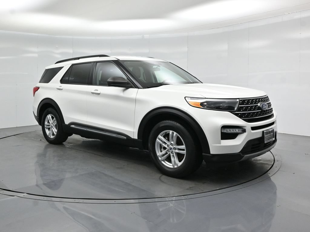 Certified 2023 Ford Explorer XLT w/ Equipment Group 202A RWD image 58