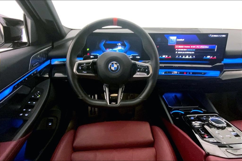 Used 2025 BMW i5 M60 AWD/4WD image 4