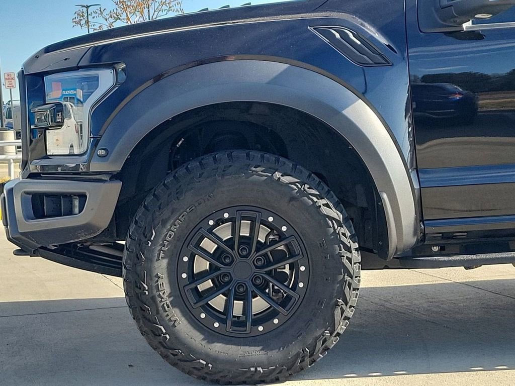 Used 2019 Ford F150 Raptor w/ Equipment Group 802A Luxury AWD/4WD image 40