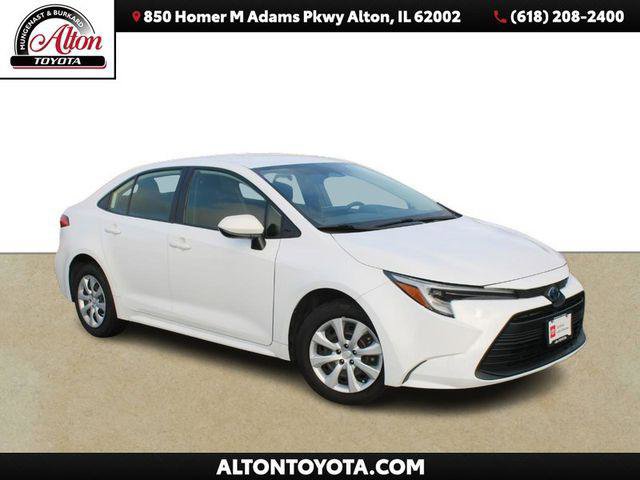 Certified 2024 Toyota Corolla LE FWD image 1