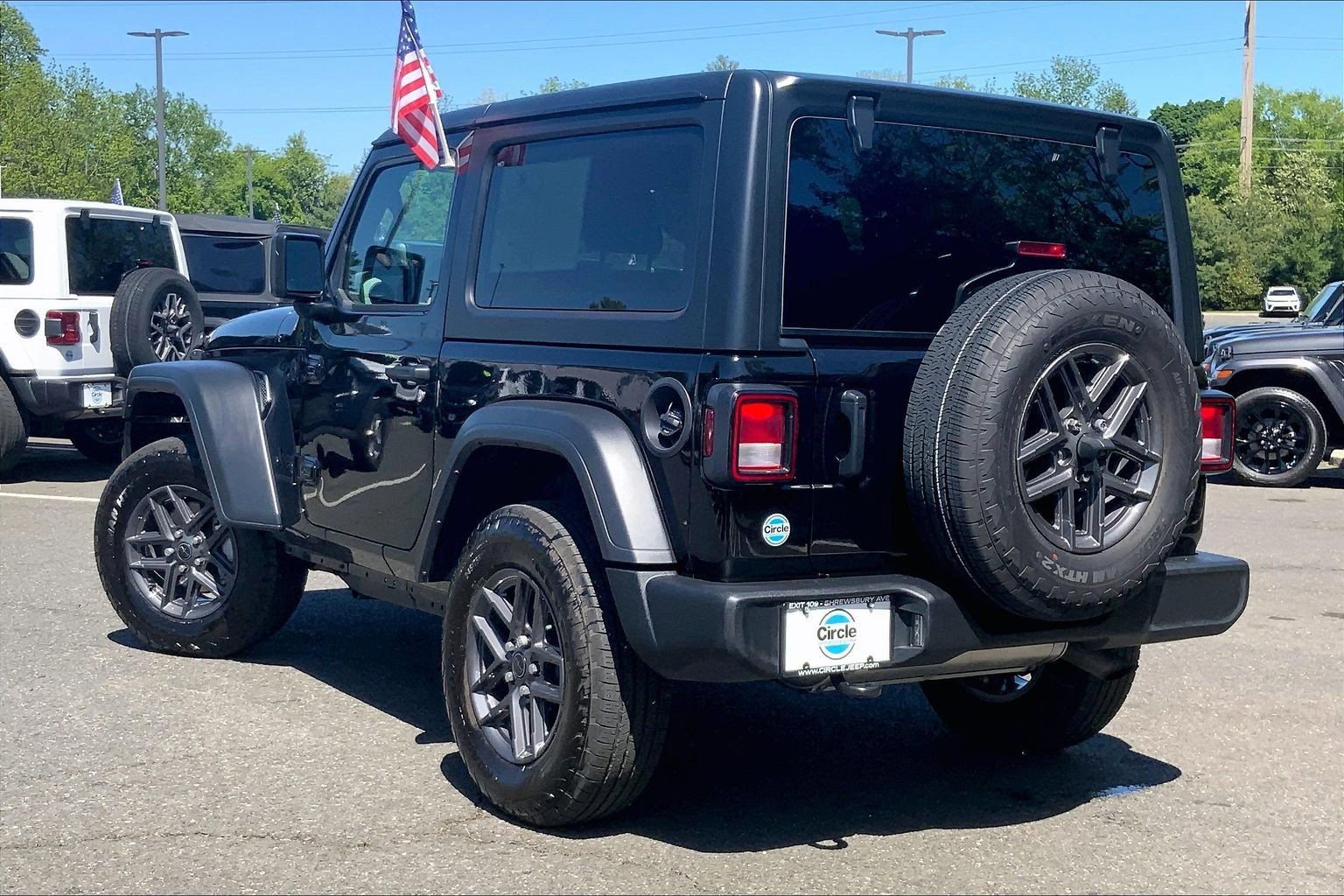 Certified 2024 Jeep Wrangler Sport AWD/4WD image 10